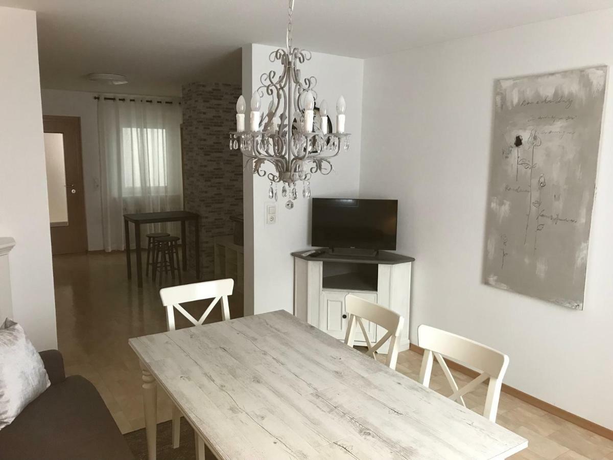 Appartement Artha à Rust Extérieur photo